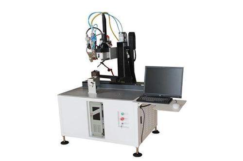 2.激光塑料焊接機(jī)的組成部分有幾個